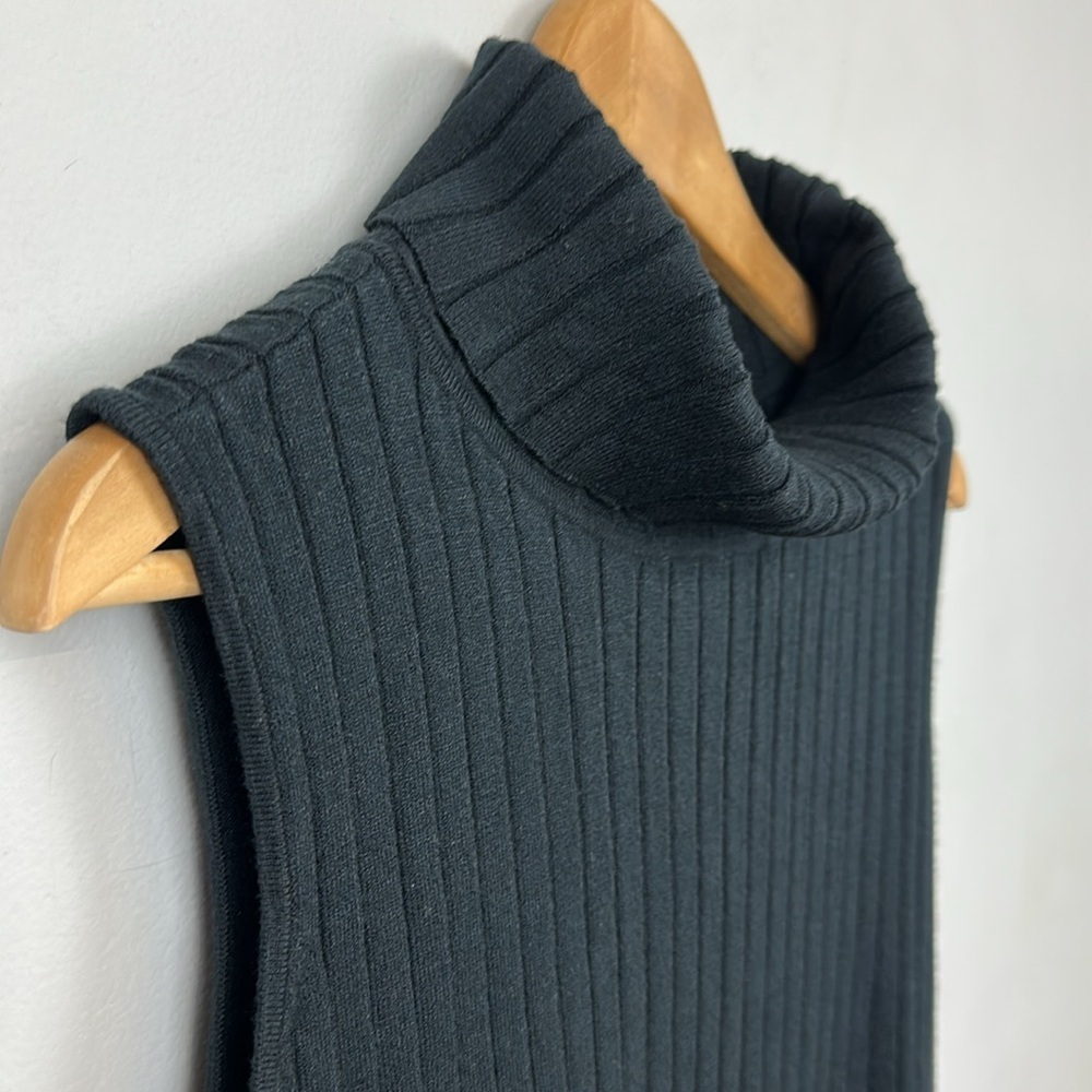 Soft Surroundings Soft Essential Ribbed Tia Turtleneck
Tank Top Black Sz L - Picture 5 of 9